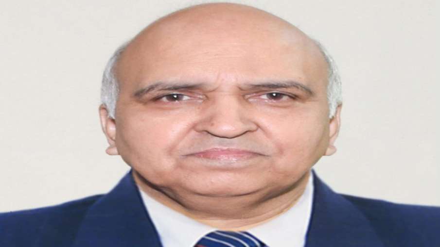 Suneet Sharma takes charge as new Railway Board Chairman & CEO- India TV Paisa