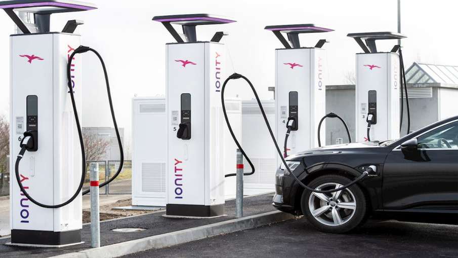 Israeli Firm StoreDot Releases EV Battery That Can Charge In 5 Minutes- India TV Paisa
