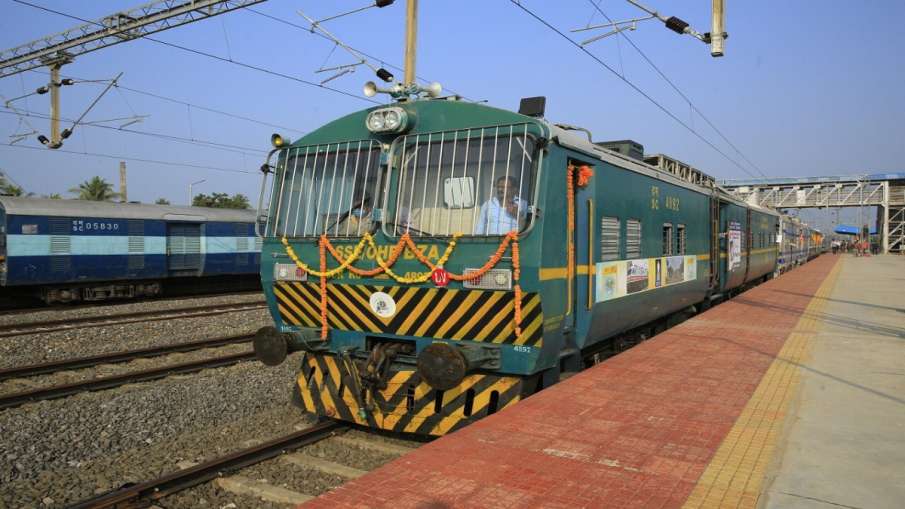 new train list central railway mumbai cst kolahpur sikandrabad huzur sahib nanded pune pratapgarh hu new train list central railway mumbai cst kolahpur sikandrabad huzur sahib nanded pune pratapgarh hu- India TV Hindi