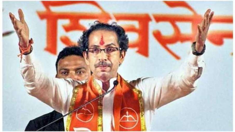 महाराष्ट्र पंचायत चुनावों में शिवसेना सबसे बड़ी पार्टी बनकर उभरी, बीजेपी दूसरे नंबर पर महाराष्ट्र पंचायत चुनावों में शिवसेना सबसे बड़ी पार्टी बनकर उभरी, बीजेपी दूसरे नंबर पर- India TV Hindi
