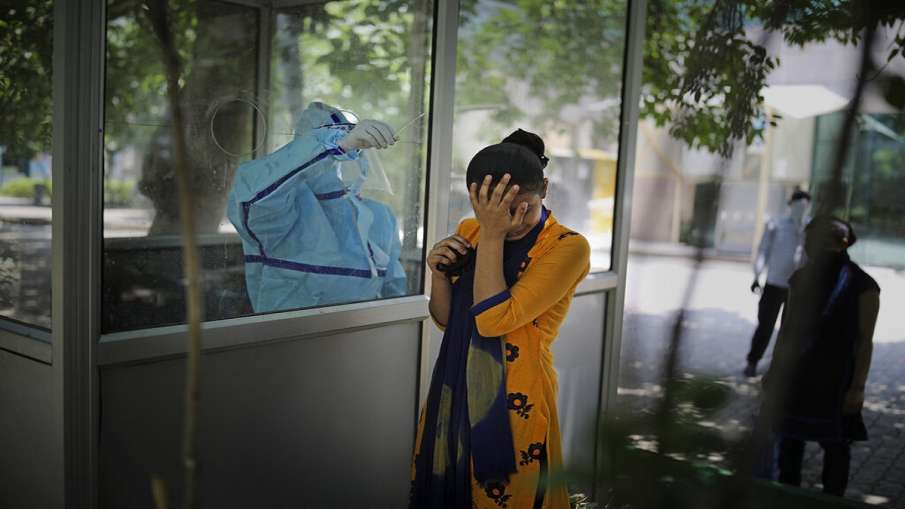 महाराष्ट्र में कोरोना वायरस के 8293 नए केस मिले, 62 और मरीजों की हुई मौत, जानिए- देशभर के आंकड़े महाराष्ट्र में कोरोना वायरस के 8293 नए केस मिले, 62 और मरीजों की हुई मौत, जानिए- देशभर के आंकड़े- India TV Hindi