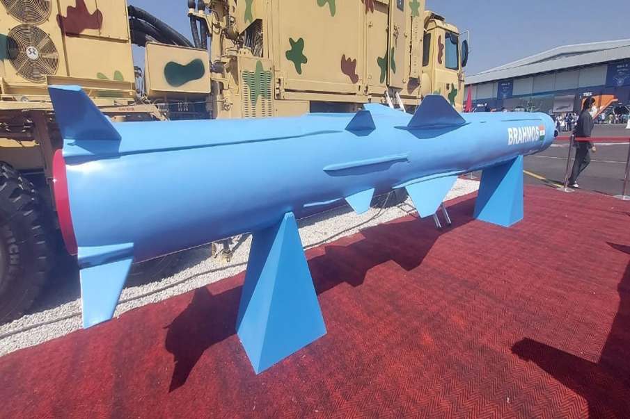 Brahmos supersonic cruise anti radiation rudram Akash missile Aero India 2021 latest update news Brahmos supersonic cruise anti radiation rudram Akash missile Aero India 2021 latest update news - India TV Hindi
