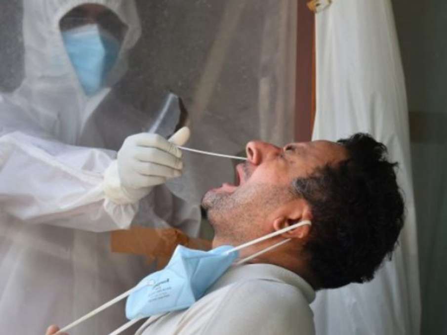 Delhi reports 142 fresh COVID-19 cases; positivity rate 0.22% Delhi reports 142 fresh COVID-19 cases; positivity rate 0.22%- India TV Hindi