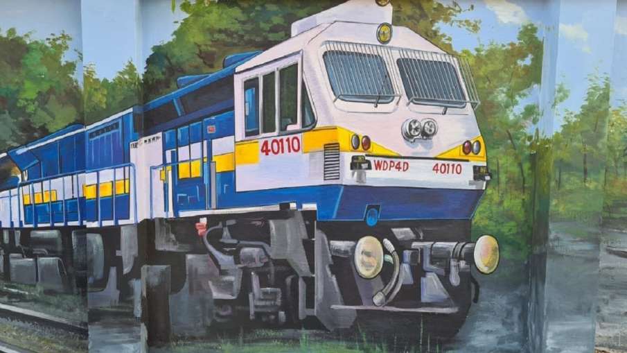 indian railway train timings changed bandra terminus ajmer haridwar howrah ahmedabad valsad रेलवे ने indian railway train timings changed bandra terminus ajmer haridwar howrah ahmedabad valsad रेलवे ने- India TV Hindi