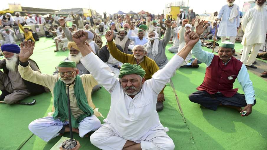 गाजीपुर बॉर्डर पर किसानों ने बनाई आंदोलन की नई रणनीति, अब करेंगे यह काम गाजीपुर बॉर्डर पर किसानों ने बनाई आंदोलन की नई रणनीति, अब करेंगे यह काम- India TV Hindi
