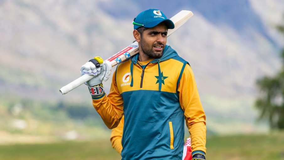 Babar Azam Pakistan captain runs out on first ball, video goes viral PAK vs SA 1st T20I Babar Azam Pakistan captain runs out on first ball, video goes viral PAK vs SA 1st T20I- India TV Hindi