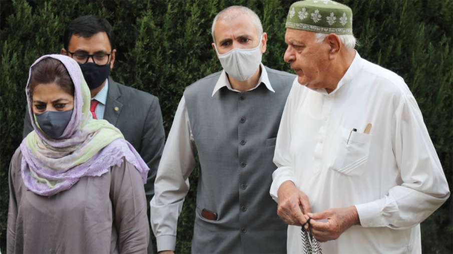 Farooq Abdullah, Farooq Abdullah Gupkar Alliance, Gupkar Alliance, Gupkar Alliance DDC Elections Farooq Abdullah, Farooq Abdullah Gupkar Alliance, Gupkar Alliance, Gupkar Alliance DDC Elections- India TV Hindi