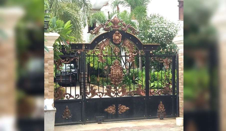 main gate ke samne kya nahi hona chahiye main gate ke samne kya nahi hona chahiye - India TV Hindi