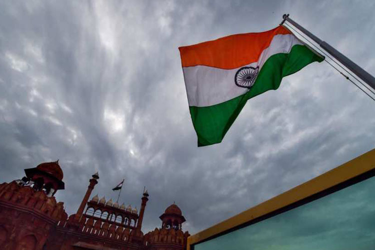 पाकिस्तान से आए 64... पाकिस्तान से आए 64...- India TV Hindi
