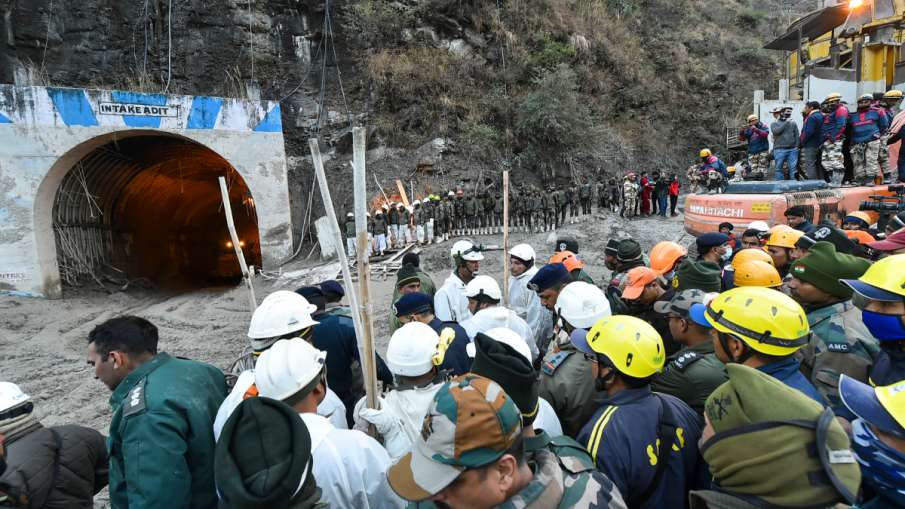 चमोली तबाही में अभी तक 26 लोगों के शव मिले, रेस्क्यू ऑपरेशन जारी चमोली तबाही में अभी तक 26 लोगों के शव मिले, रेस्क्यू ऑपरेशन जारी- India TV Hindi