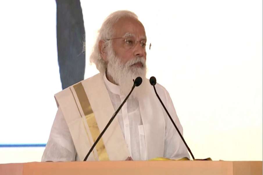 भारत के हर गांव में ब्रॉडबैंड की सुविधा पहुंचाने पर हो रहा काम- पीएम मोदी भारत के हर गांव में ब्रॉडबैंड की सुविधा पहुंचाने पर हो रहा काम- पीएम मोदी- India TV Hindi