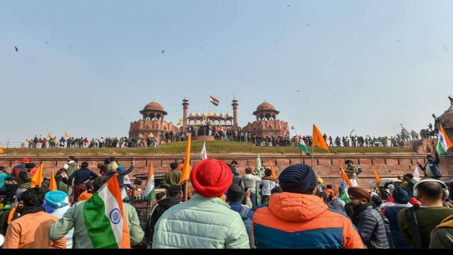 गणतंत्र दिवस हिंसा: दिल्ली पुलिस ने जारी की 20 और दंगाइयों की तस्वीरें गणतंत्र दिवस हिंसा: दिल्ली पुलिस ने जारी की 20 और दंगाइयों की तस्वीरें - India TV Hindi