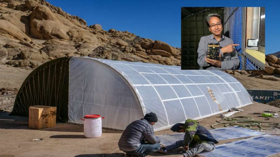 सोनम वांगचुक ने सेना के लिए बनाया सौर ऊर्जा चालित मोबाइल तम्बू सोनम वांगचुक ने सेना के लिए बनाया सौर ऊर्जा चालित मोबाइल तम्बू- India TV Hindi
