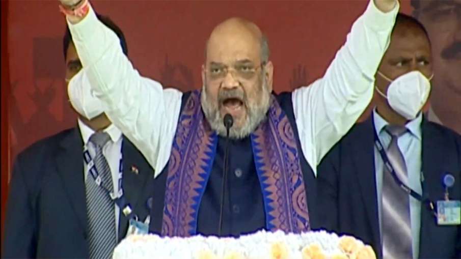 पोरिबर्तन यात्रा में... पोरिबर्तन यात्रा में...- India TV Hindi