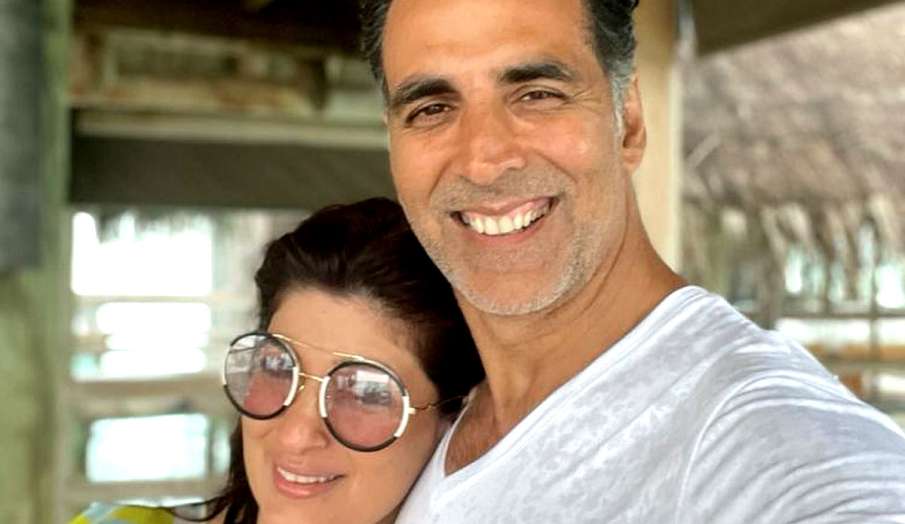 akshay kumar with wife twinkle khanna akshay kumar with wife twinkle khanna- India TV Hindi