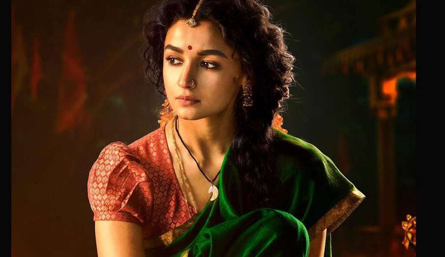 RRR Film: आलिया भट्ट से शेयर किया 'सीता' का फर्स्ट लुक RRR Film: आलिया भट्ट से शेयर किया 'सीता' का फर्स्ट लुक- India TV Hindi