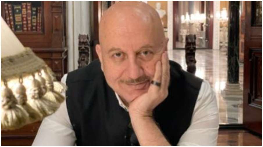 अनुपम खेर ने लिया कोरोना वैक्सीन का पहला डोज अनुपम खेर ने लिया कोरोना वैक्सीन का पहला डोज - India TV Hindi