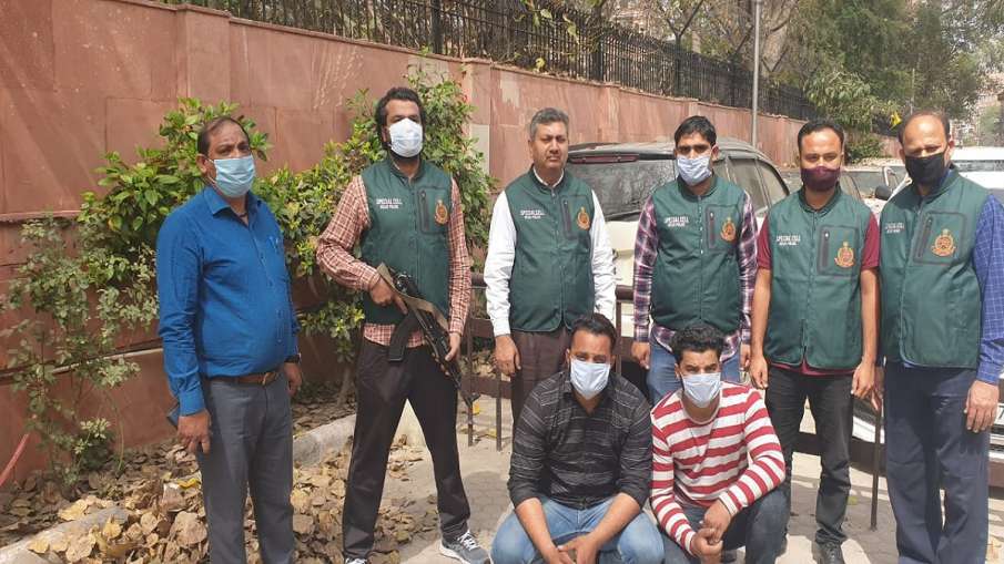 अंतरराज्यीय ड्रग सप्लाई रैकेट का पर्दाफाश, 60 करोड़ रुपए की 15 किलो हेरोइन के साथ 2 गिरफ्तार अंतरराज्यीय ड्रग सप्लाई रैकेट का पर्दाफाश, 60 करोड़ रुपए की 15 किलो हेरोइन के साथ 2 गिरफ्तार- India TV Hindi
