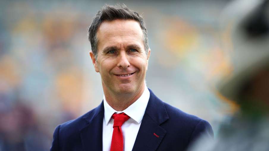 Michael Vaughan once again tightened up on the Motera pitch, now share this picture Michael Vaughan once again tightened up on the Motera pitch, now share this picture - India TV Hindi