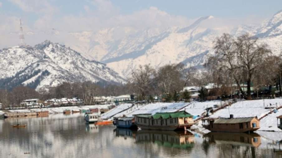 IMD predicts snow or rain in jammu kashmir ladakh for next four days इन दो प्रदेशों में 4 दिनों तक ख IMD predicts snow or rain in jammu kashmir ladakh for next four days इन दो प्रदेशों में 4 दिनों तक ख- India TV Hindi