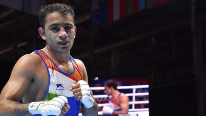 Amit Panghal had to be content with bronze medal after losing in Governors Cup Amit Panghal had to be content with bronze medal after losing in Governors Cup- India TV Hindi