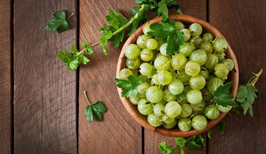 बढ़े यूरिक एसिड को कंट्रोल कर में मदद करेगा आंवला, बस रोजाना ऐसे करें इस्तेमाल बढ़े यूरिक एसिड को कंट्रोल कर में मदद करेगा आंवला, बस रोजाना ऐसे करें इस्तेमाल - India TV Hindi
