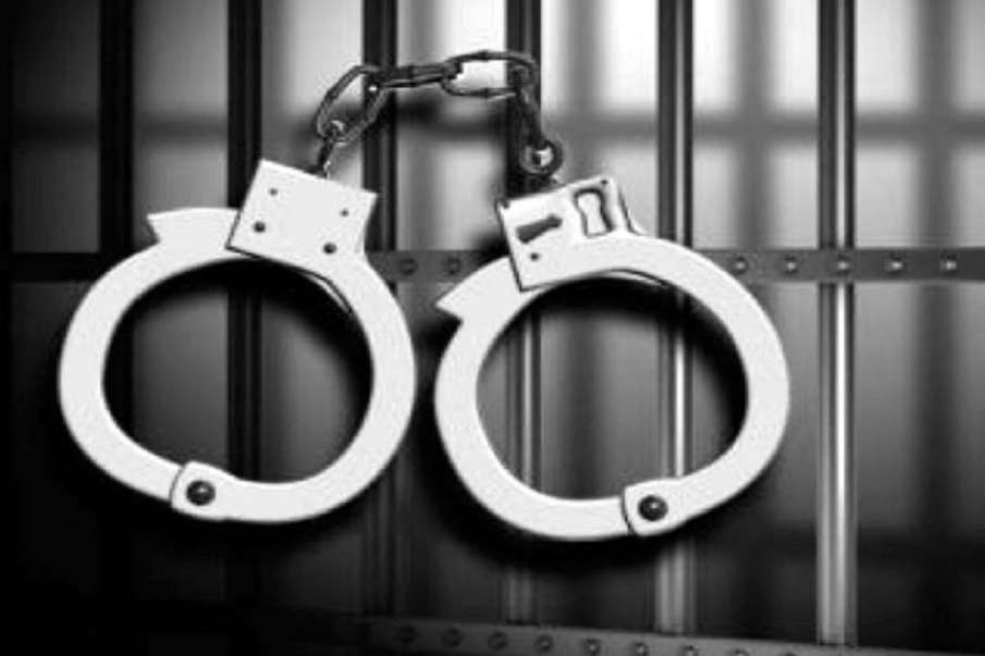 हर्बल पैकिंग में विदेश भेजी जा रही थीं 12 करोड़ की नशीली दवाएं, NCB ने 4 लोगों को किया गिरफ्तार हर्बल पैकिंग में विदेश भेजी जा रही थीं 12 करोड़ की नशीली दवाएं, NCB ने 4 लोगों को किया गिरफ्तार- India TV Hindi