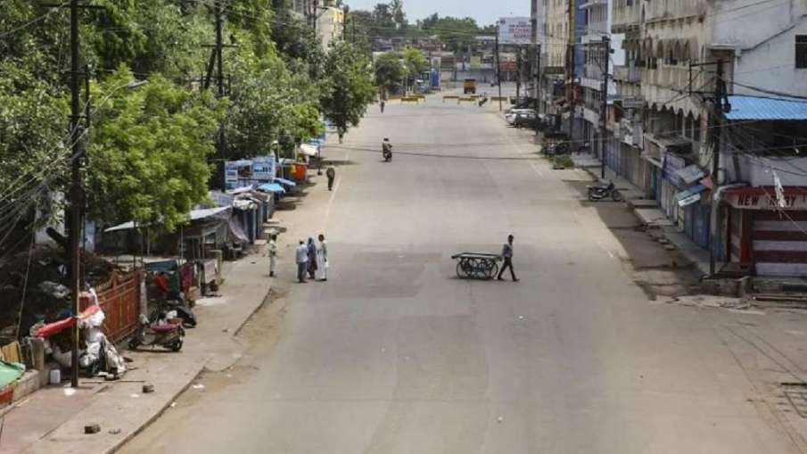 यूपी में कंप्लीट लॉकडाउन लगेगा या नहीं, जानिए योगी सरकार ने क्या कहा यूपी में कंप्लीट लॉकडाउन लगेगा या नहीं, जानिए योगी सरकार ने क्या कहा- India TV Hindi