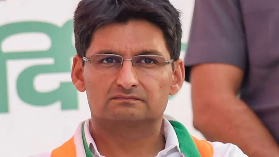 हरियाणा: सांसद दीपेन्द्र हुड्डा प्लाज़्मा बैंक बनाकर कर रहे लोगों की सेवा, आप भी इस नंबर ले सकते हैं हरियाणा: सांसद दीपेन्द्र हुड्डा प्लाज़्मा बैंक बनाकर कर रहे लोगों की सेवा, आप भी इस नंबर ले सकते हैं- India TV Hindi