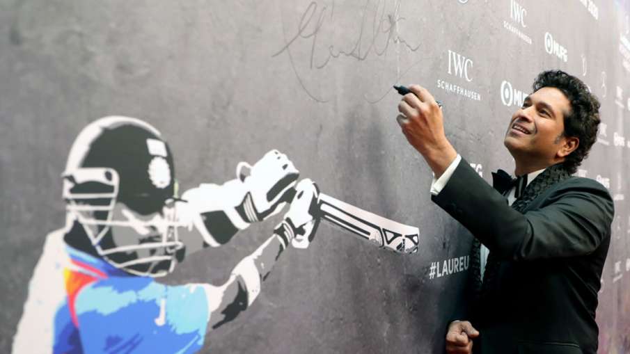 Wasim Akram tweeted for Sachin Tendulkar, said, 'You will send covid 19 for six' Wasim Akram tweeted for Sachin Tendulkar, said, 'You will send covid 19 for six'- India TV Hindi