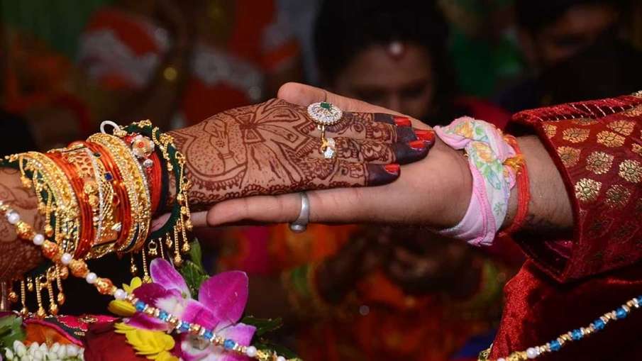 Bride Depart Without Marriage, Tribal Marriage Rituals, Banka Marriage Liquor Bride Depart Without Marriage, Tribal Marriage Rituals, Banka Marriage Liquor- India TV Hindi