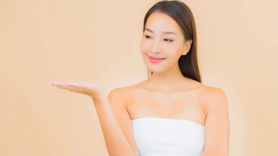 Korean Skincare Routine: ग्लास स्किन पाने के लिए लगाएं ये फेसपैक, पाएं बेदाग खिला-खिला चेहरा Korean Skincare Routine: ग्लास स्किन पाने के लिए लगाएं ये फेसपैक, पाएं बेदाग खिला-खिला चेहरा- India TV Hindi