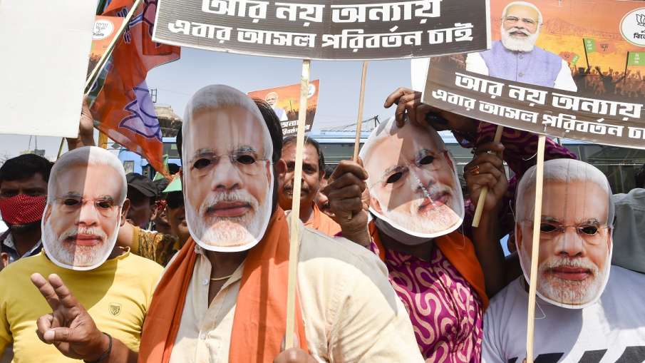 PM Narendra Modi attacks Mamata Banerjee in Asansol big points आसनसोल में गरजे PM, बोले- दीदी विकास PM Narendra Modi attacks Mamata Banerjee in Asansol big points आसनसोल में गरजे PM, बोले- दीदी विकास - India TV Hindi