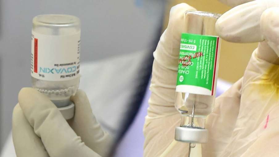 Covaxin और Covishield में कौनसी वैक्सीन है ज्यादा बेहतर? ये रहे आंकड़े Covaxin और Covishield में कौनसी वैक्सीन है ज्यादा बेहतर? ये रहे आंकड़े- India TV Hindi