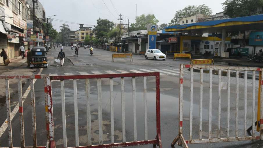 पंजाब में वीकेंड लॉकडाउन का ऐलान, दो घंटे बढ़ाया गया रात का कर्फ्यू पंजाब में वीकेंड लॉकडाउन का ऐलान, दो घंटे बढ़ाया गया रात का कर्फ्यू- India TV Hindi