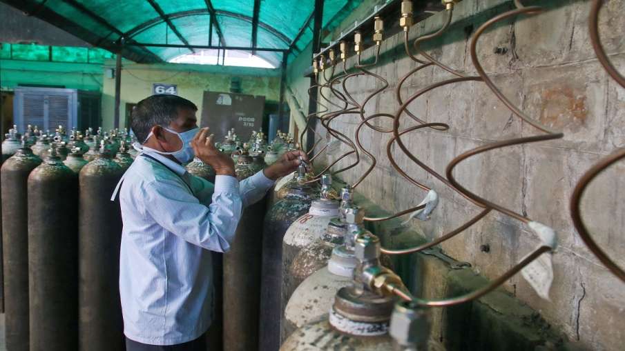 Construction of oxygen cylinders in BPCL will start soon BPCL में ऑक्सीजन सिलेंडरों का निर्माण जल्द Construction of oxygen cylinders in BPCL will start soon BPCL में ऑक्सीजन सिलेंडरों का निर्माण जल्द - India TV Hindi