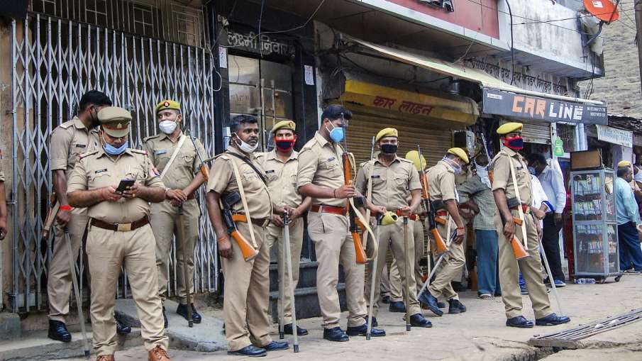 lalu yadav killed in encounter by uttar pradesh police कुख्यात इनामी बदमाश लालू यादव पुलिस से मुठभेड lalu yadav killed in encounter by uttar pradesh police कुख्यात इनामी बदमाश लालू यादव पुलिस से मुठभेड- India TV Hindi