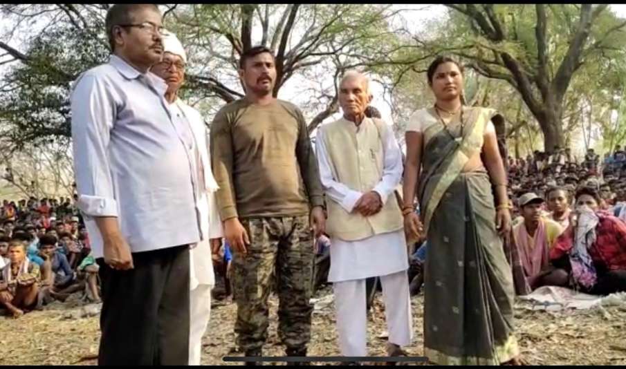 CoBRA jawan Rakeshwar Singh Manhas kidnapped by Naxals during Bijapur attack, released CoBRA jawan Rakeshwar Singh Manhas kidnapped by Naxals during Bijapur attack, released- India TV Hindi