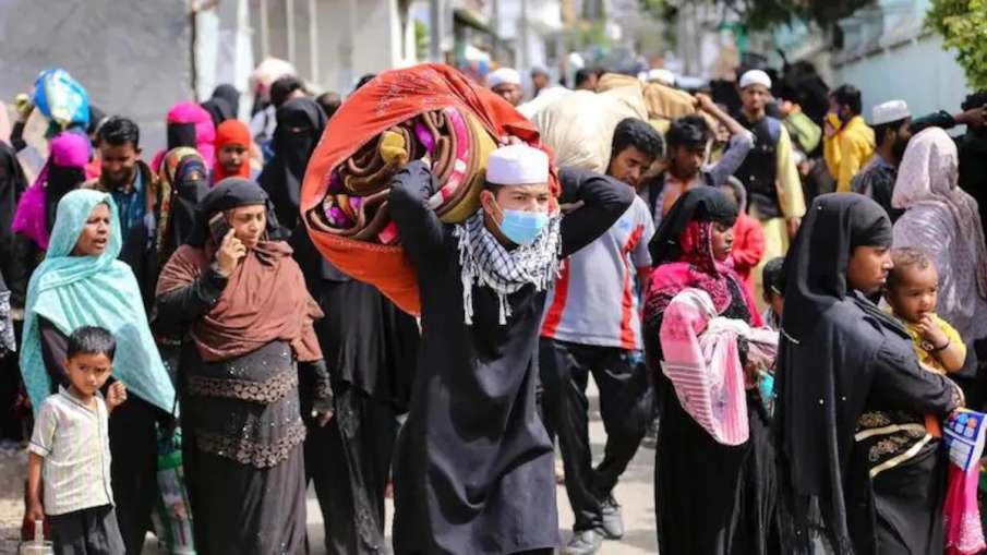 Supreme Court Allows Deportation Of Rohingyas To Myanmar As Per Procedure Prescribed Supreme Court Allows Deportation Of Rohingyas To Myanmar As Per Procedure Prescribed- India TV Hindi