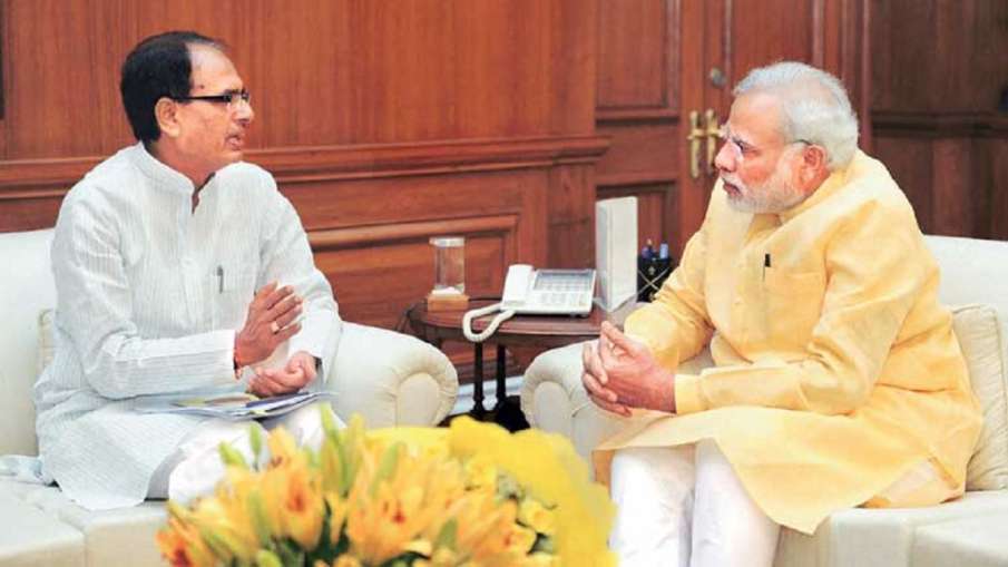 चौहान ने मोदी से कहा, मध्य प्रदेश में कोविड-19 की स्थिति अब नियंत्रण में है चौहान ने मोदी से कहा, मध्य प्रदेश में कोविड-19 की स्थिति अब नियंत्रण में है - India TV Hindi