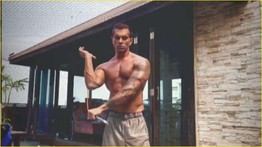 Karan Singh Grover Karan Singh Grover- India TV Hindi