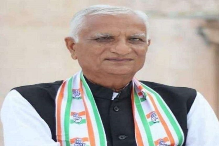 इस्तीफे पर पहली बार... इस्तीफे पर पहली बार...- India TV Hindi