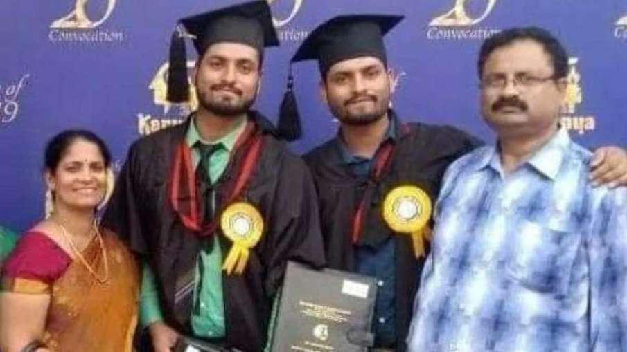 Corona Twin Death, Corona Twin Death Meerut, Corona Twin Brother Death Corona Twin Death, Corona Twin Death Meerut, Corona Twin Brother Death- India TV Hindi