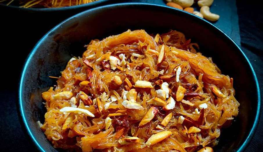 Eid Special Recipe: ईद पर बनाइए स्वादिष्ट किमामी सेवई, जानिए बनाने की सिंपल विधि- India TV Hindi