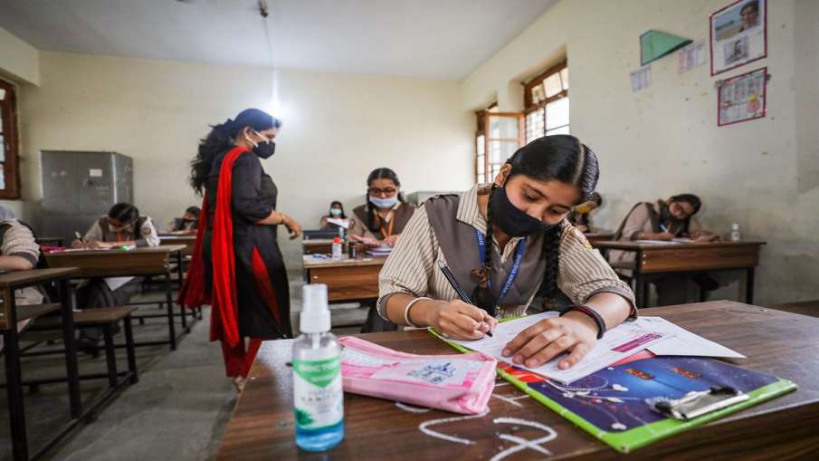 12th Board Exam news CBSE CISCE date sheet time table cancel postpone 12th Board Exam: CBSE, CISCE क 12th Board Exam news CBSE CISCE date sheet time table cancel postpone 12th Board Exam: CBSE, CISCE क- India TV Hindi