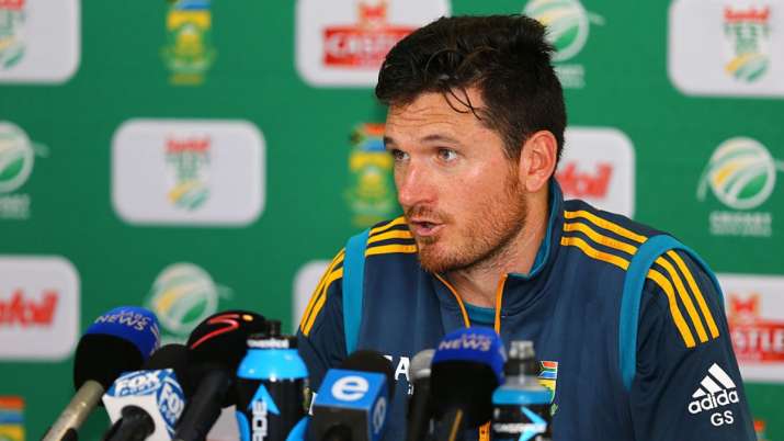 Players will have to decide on IPL themselves: Graeme Smith Players will have to decide on IPL themselves: Graeme Smith- India TV Hindi