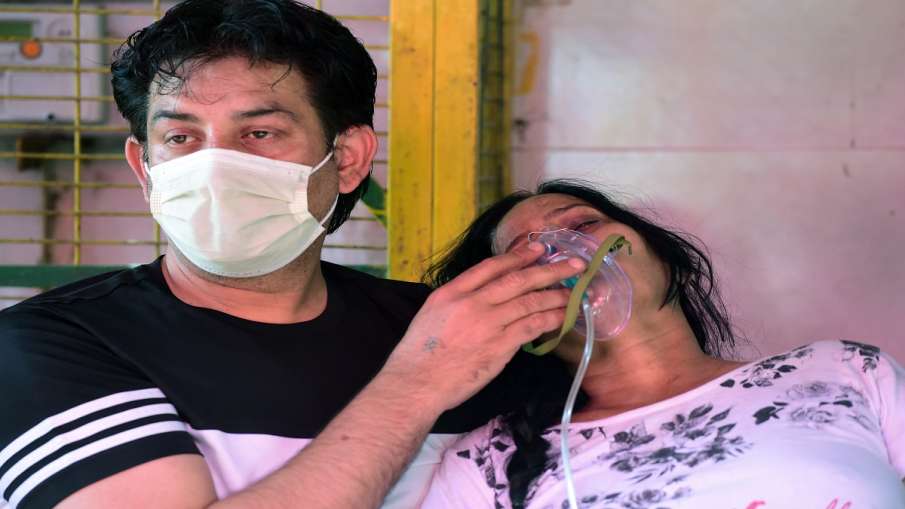 Coronavirus cases in India breaks all previous records more than 4 lakh cases reported in a day कोरो Coronavirus cases in India breaks all previous records more than 4 lakh cases reported in a day कोरो- India TV Hindi