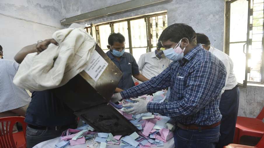 Uttar Pradesh Panchayat Election results many big leaders relative lost see list उत्तर प्रदेश पंचायत Uttar Pradesh Panchayat Election results many big leaders relative lost see list उत्तर प्रदेश पंचायत- India TV Hindi