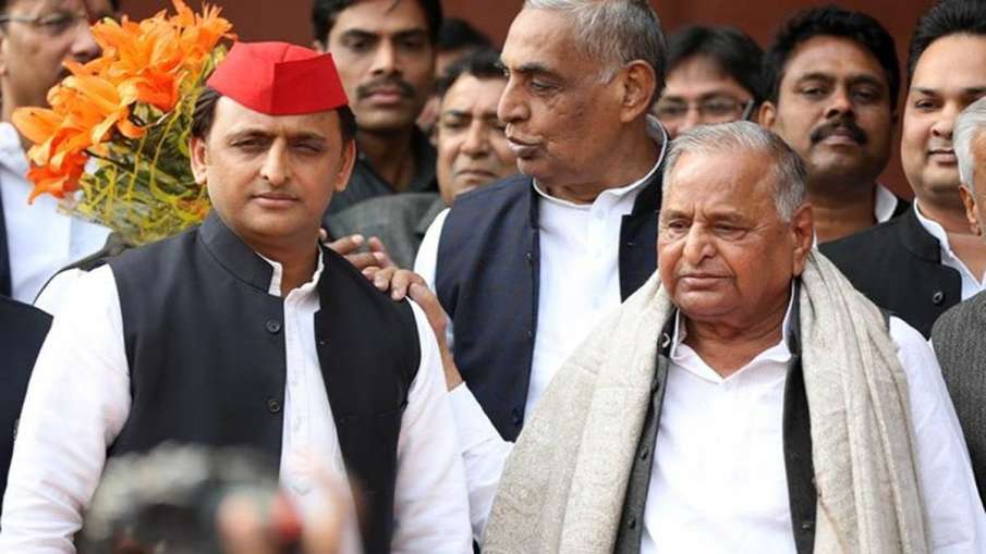 saifai panchayat chunav result will ramphal balmiki to save reputation of mulayam family saifai panchayat chunav result will ramphal balmiki to save reputation of mulayam family- India TV Hindi