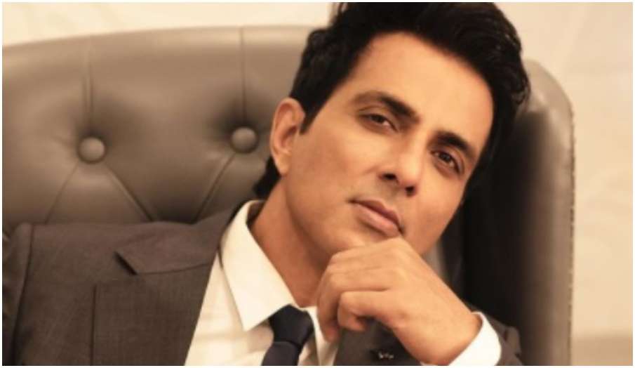 sonu sood reaction on mutton shop named after him says i am vegetarian sonu sood reaction on mutton shop named after him says i am vegetarian- India TV Hindi